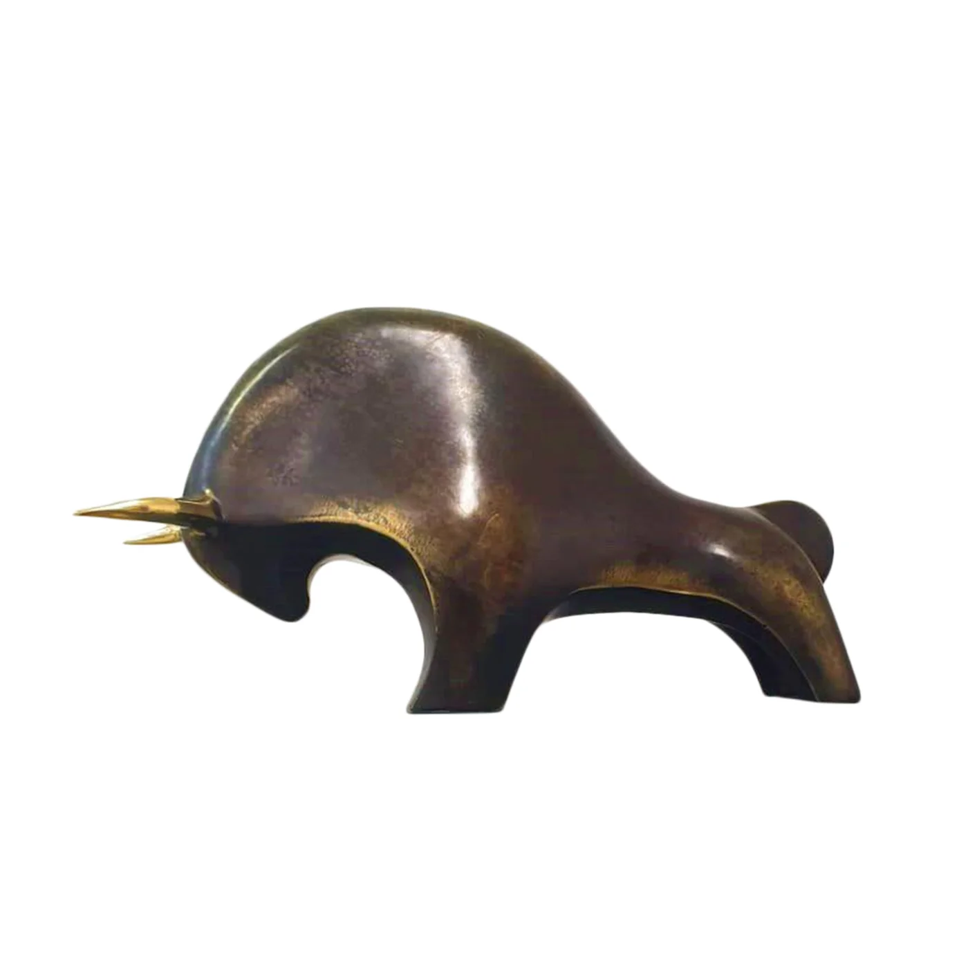 Bull III — bronze sculpture by Veaceslav Jiglitski