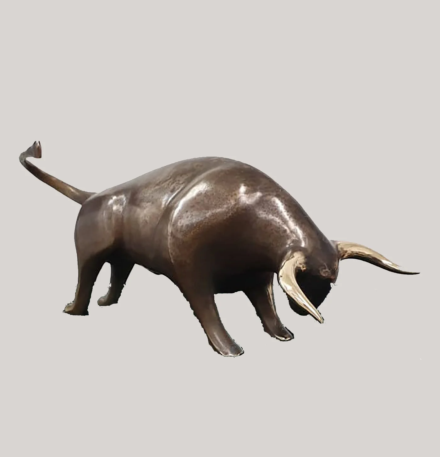Bull II — bronze sculpture by Veaceslav Jiglitski