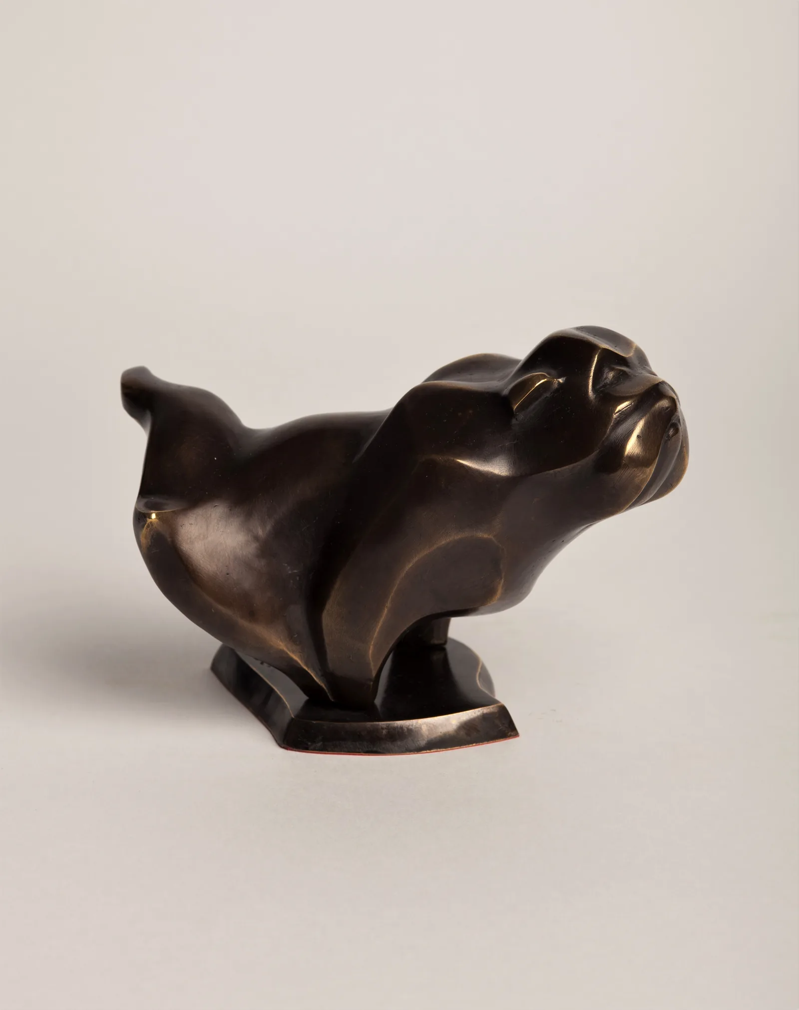 Bulldog — bronze sculpture by Veaceslav Jiglitski