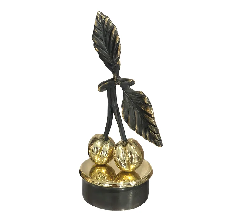 Cherry — bronze sculpture by Veaceslav Jiglitski
