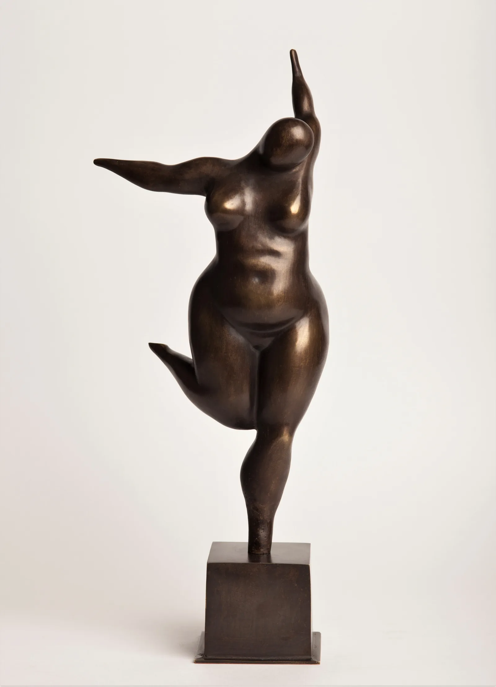 Fall — bronze sculpture by Veaceslav Jiglitski