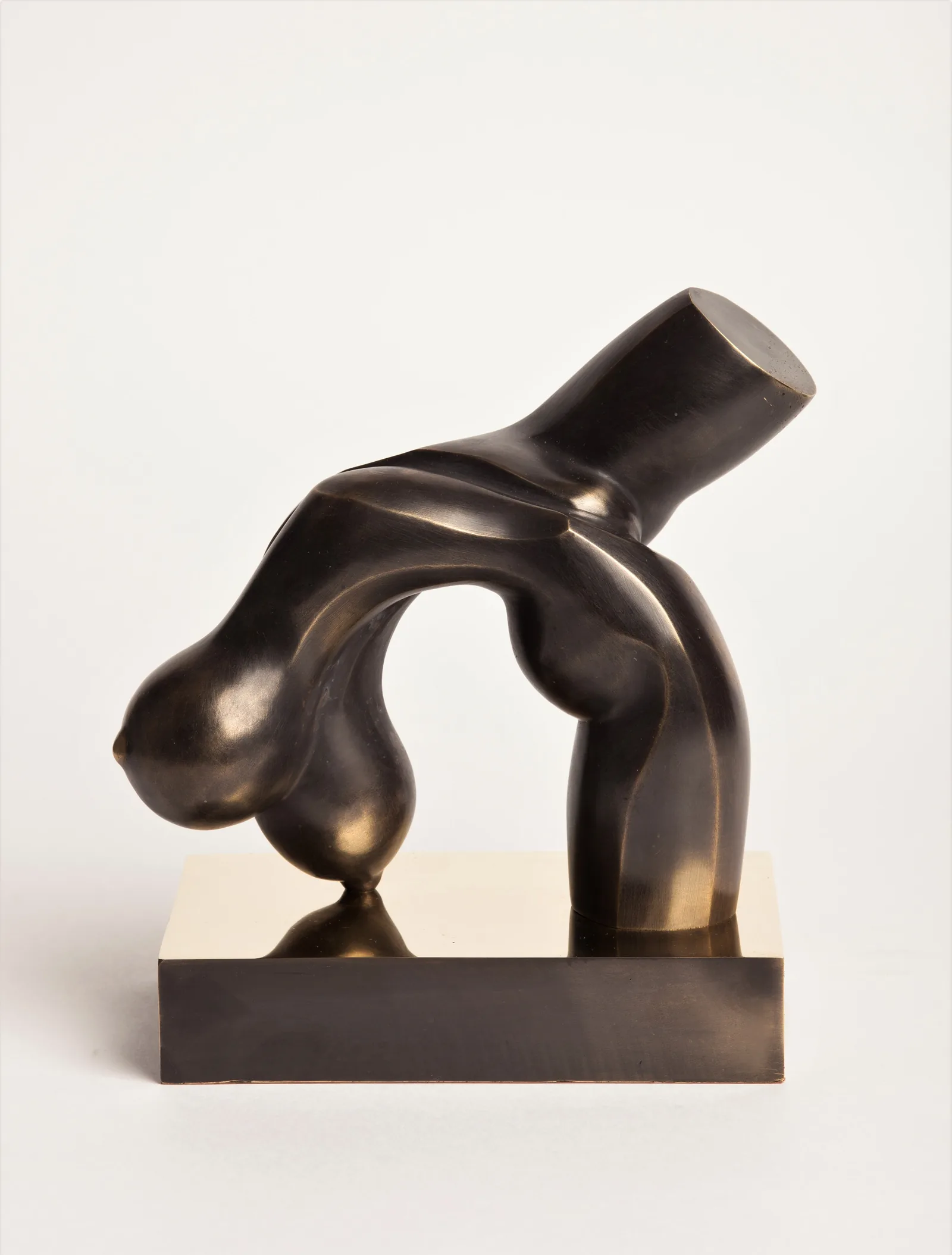 Nude — bronze sculpture by Veaceslav Jiglitski