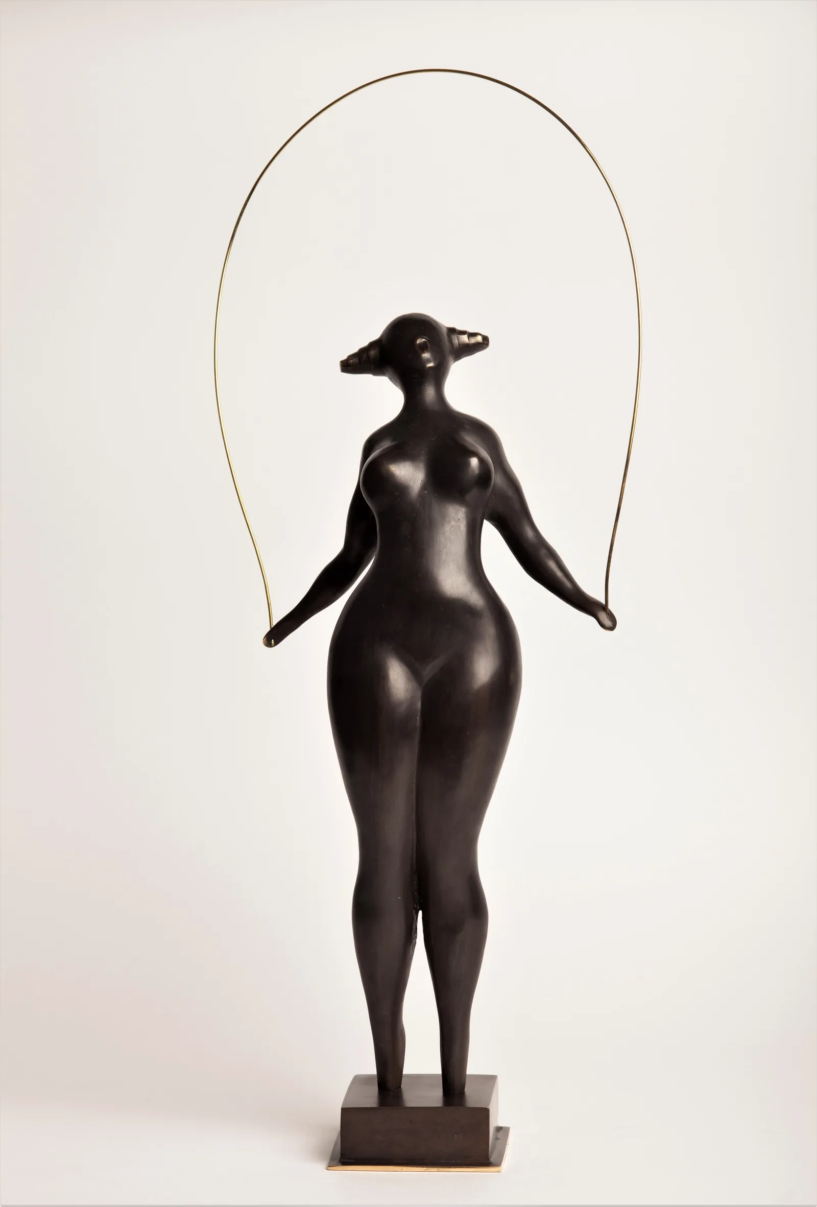 Summer — bronze sculpture by Veaceslav Jiglitski